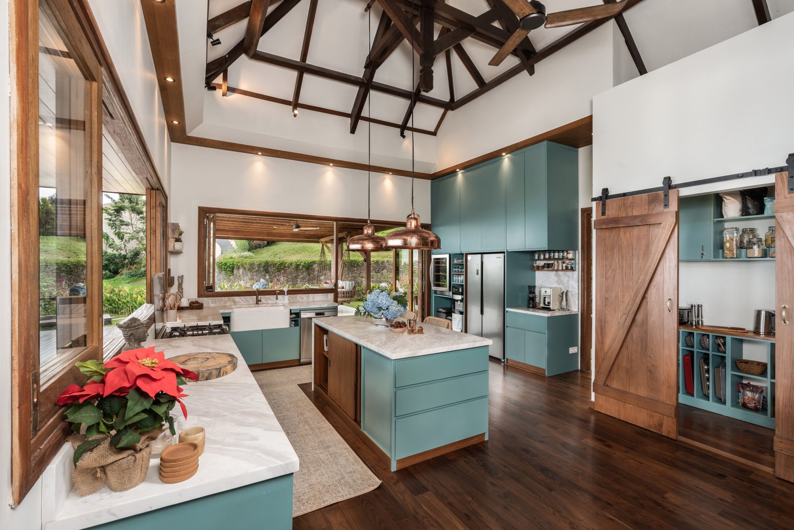 kitchen villa, munduk, mountain, estate, villa, private, pool, infinity, rental, daily, weekly, buyan, lake, ulun danu beratan, tamblingan, bali golf handara,